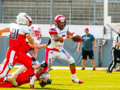 Mercenaries gewinnen mit drei Cox Touchdowns