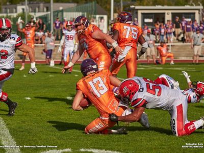 Mercenaries verkaufen sich bei Niederlage teuer – Marburg unterliegt im Hessenderby 19:26 gegen die Frankfurt Universe